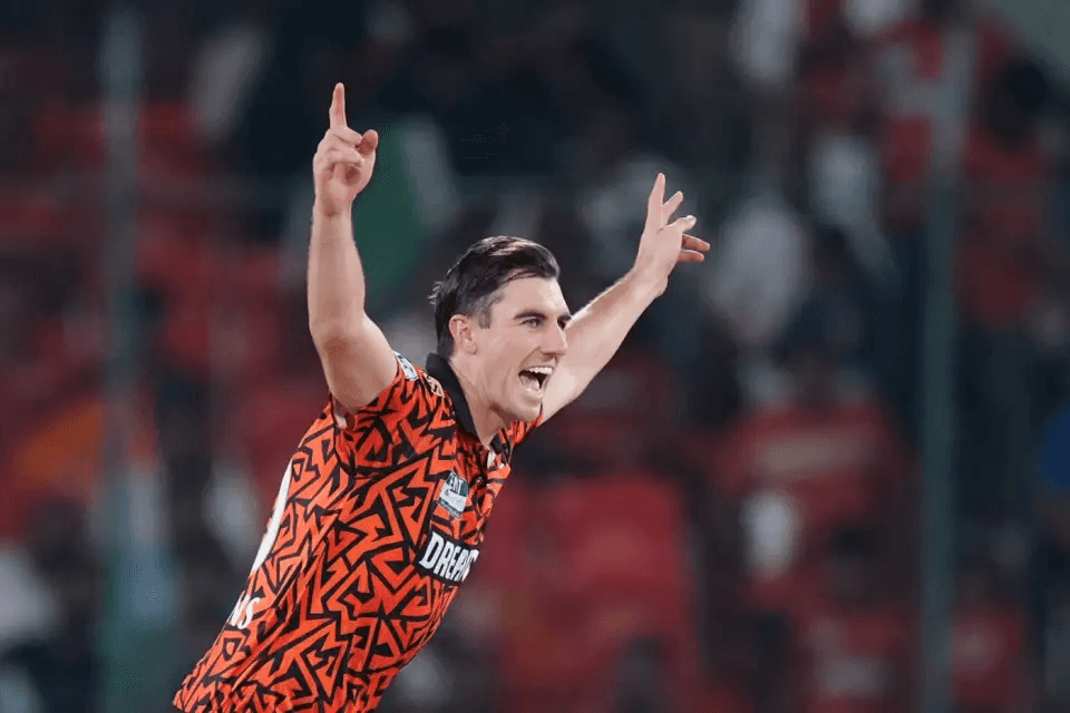 Pat Cummins vs Delhi capitals